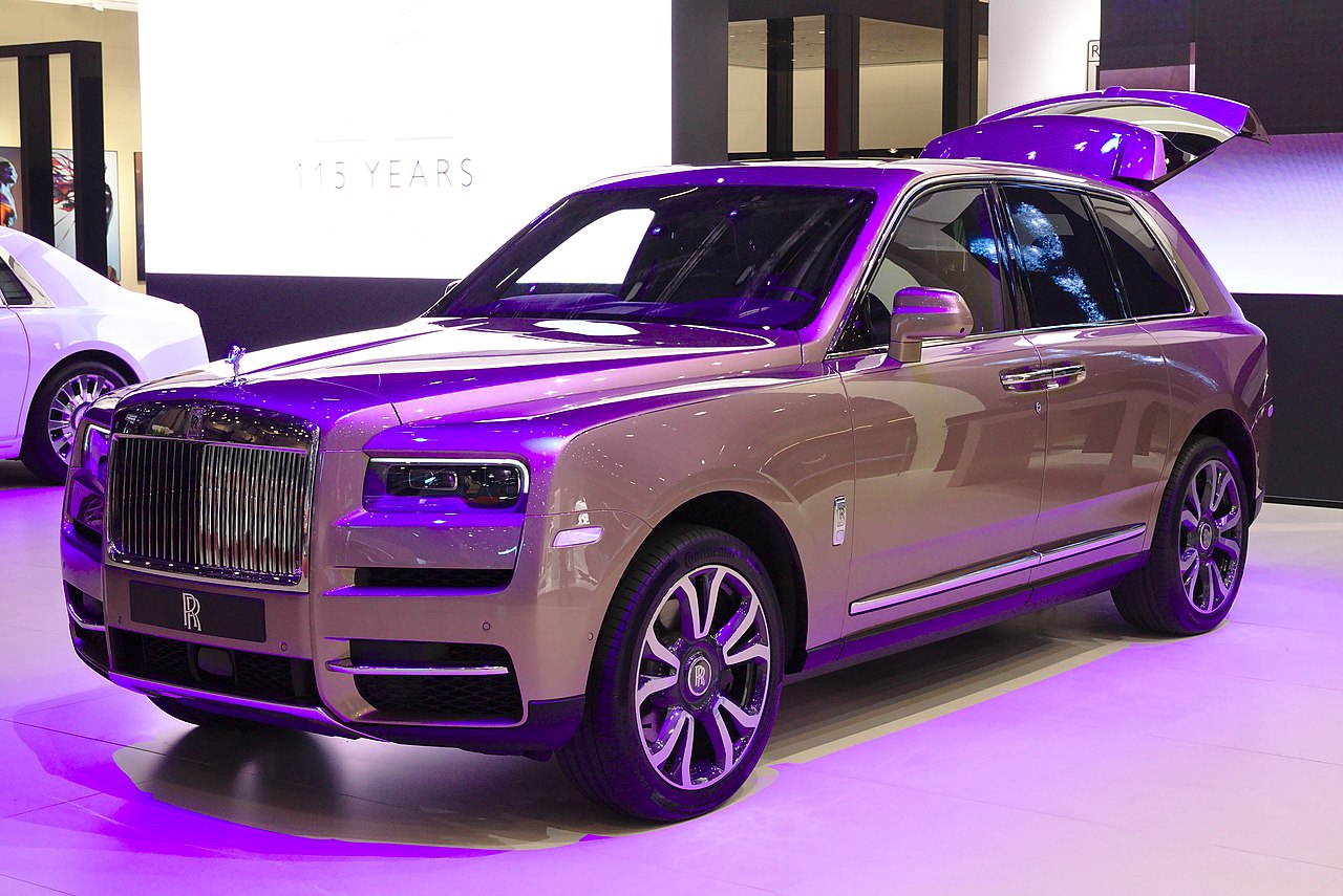 Rolls Royce Cullinan Р·РѕР»РѕС‚РѕР№